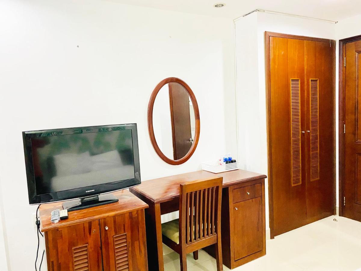 Cozi 5 Hotel & Apartment Ho Chi Minh City Exterior photo