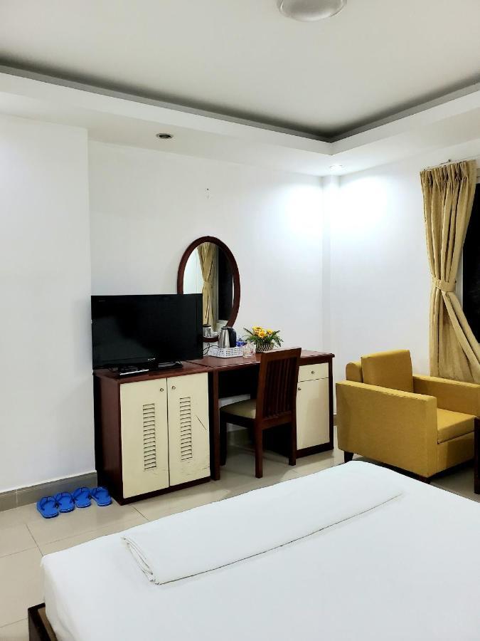 Cozi 5 Hotel & Apartment Ho Chi Minh City Exterior photo